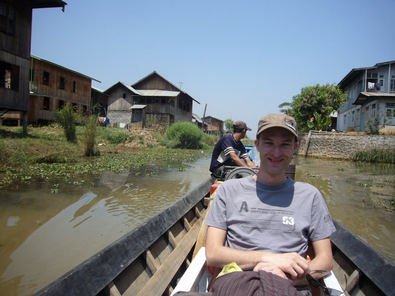 Travel - Myanmar - Inle Lake - First Boat Trip - Canal-side life